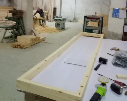 榆磐午夜WWW成人黄色网站加工車間