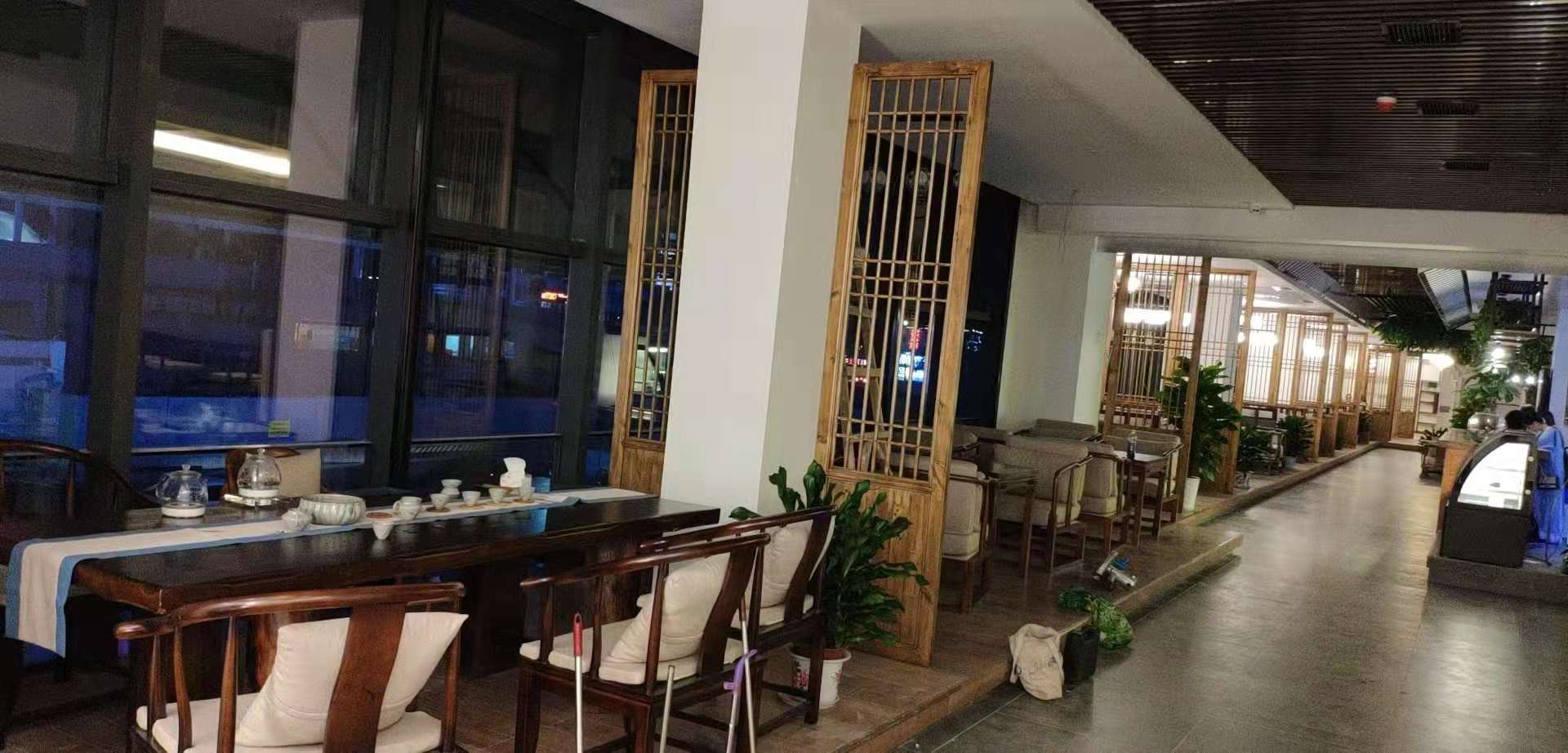 重慶午夜福利黄色网站